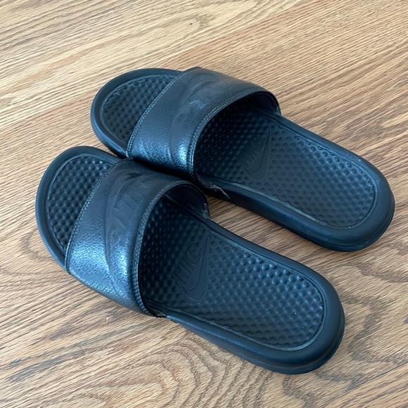 bogo nike slides